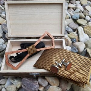 DŘEVĚNÝ MOTÝLEK GEOMETRICKÝ TVAR 3 – SET